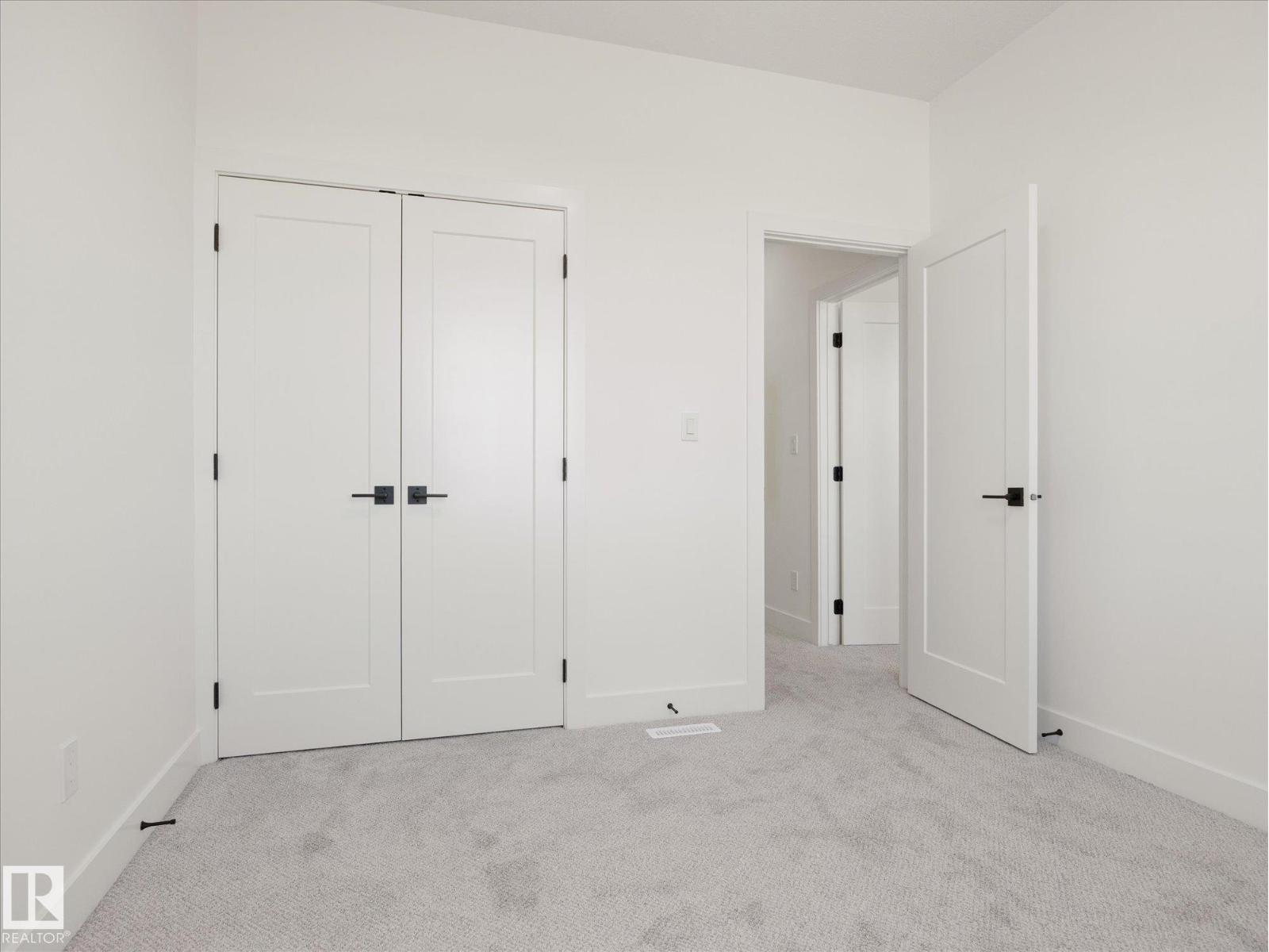792 Bank Dr - 37