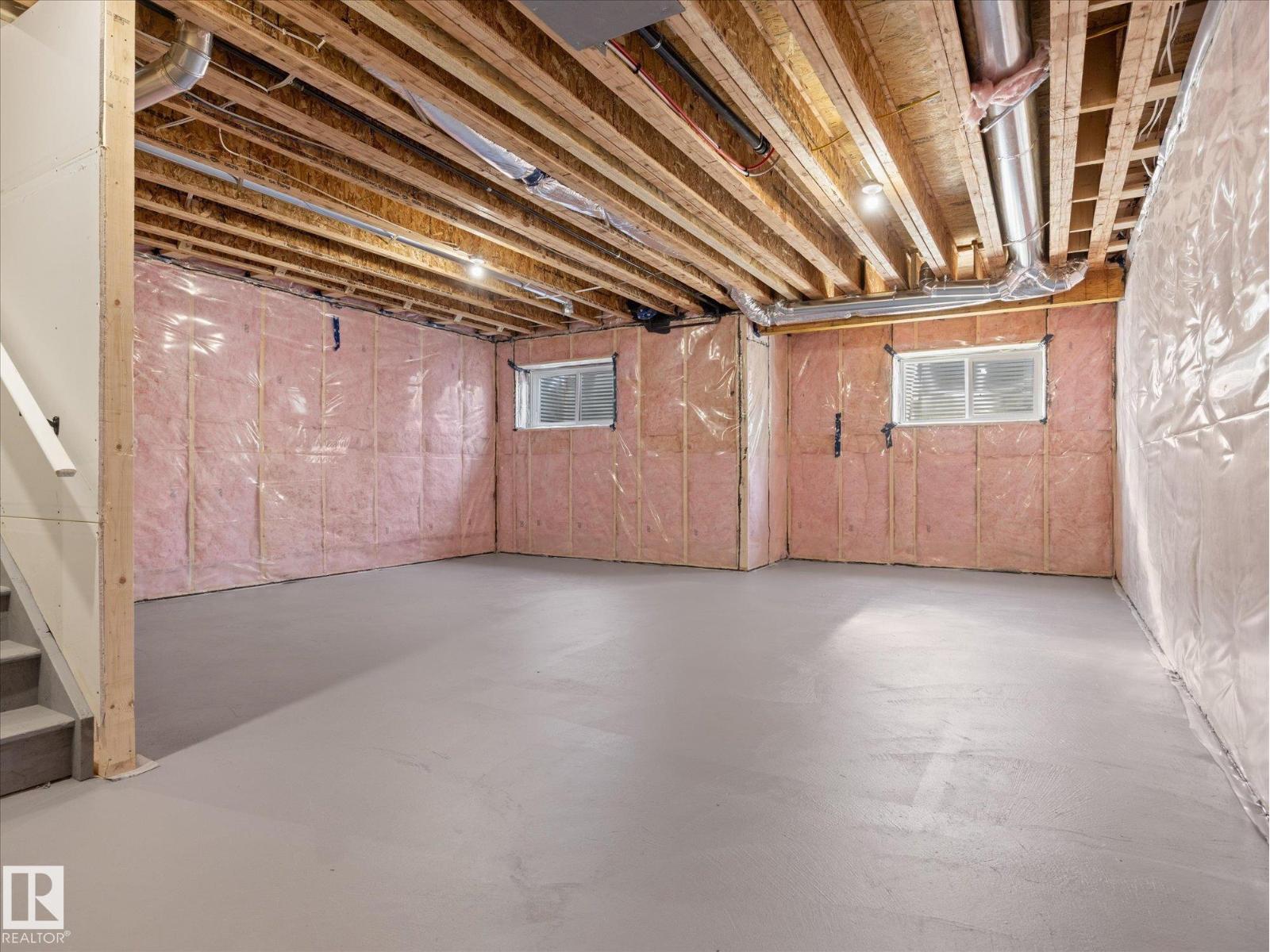 792 Bank Dr - 40
