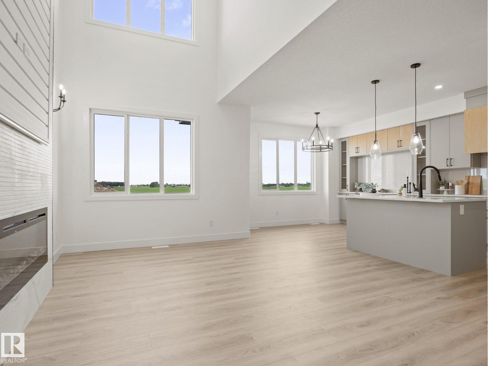 792 Bank Dr - 9