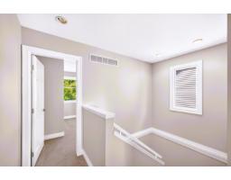 19442 67a Avenue, Surrey, BC V4N5T4 Photo 25