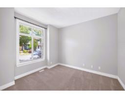 19442 67a Avenue, Surrey, BC V4N5T4 Photo 11