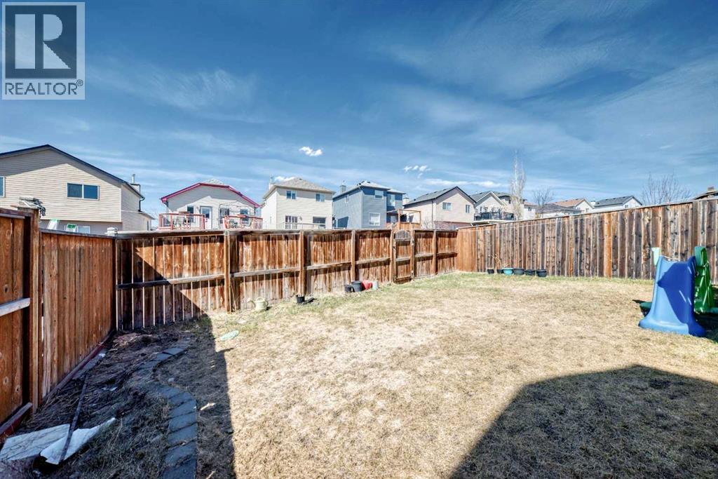 151 COVEPARK Green NE - 43