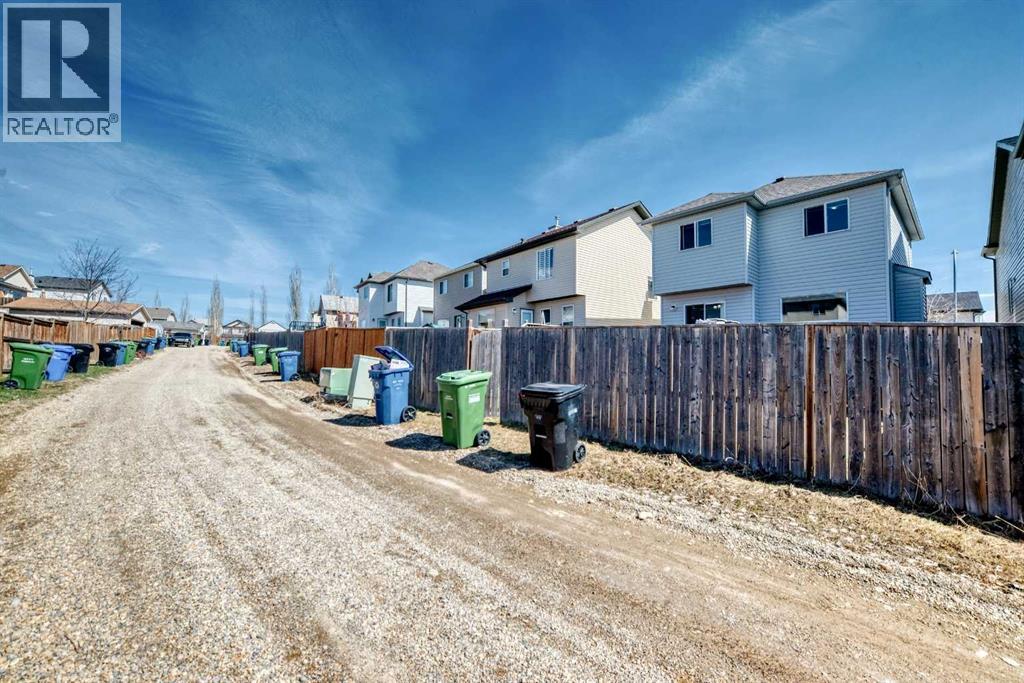 151 COVEPARK Green NE - 46