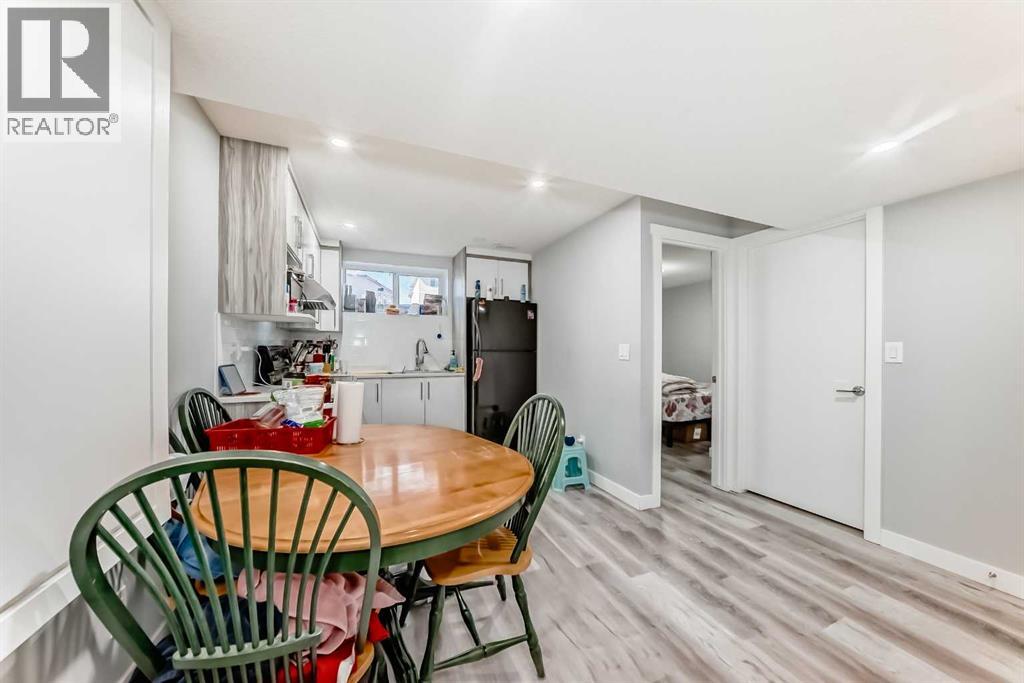 151 COVEPARK Green NE - 35
