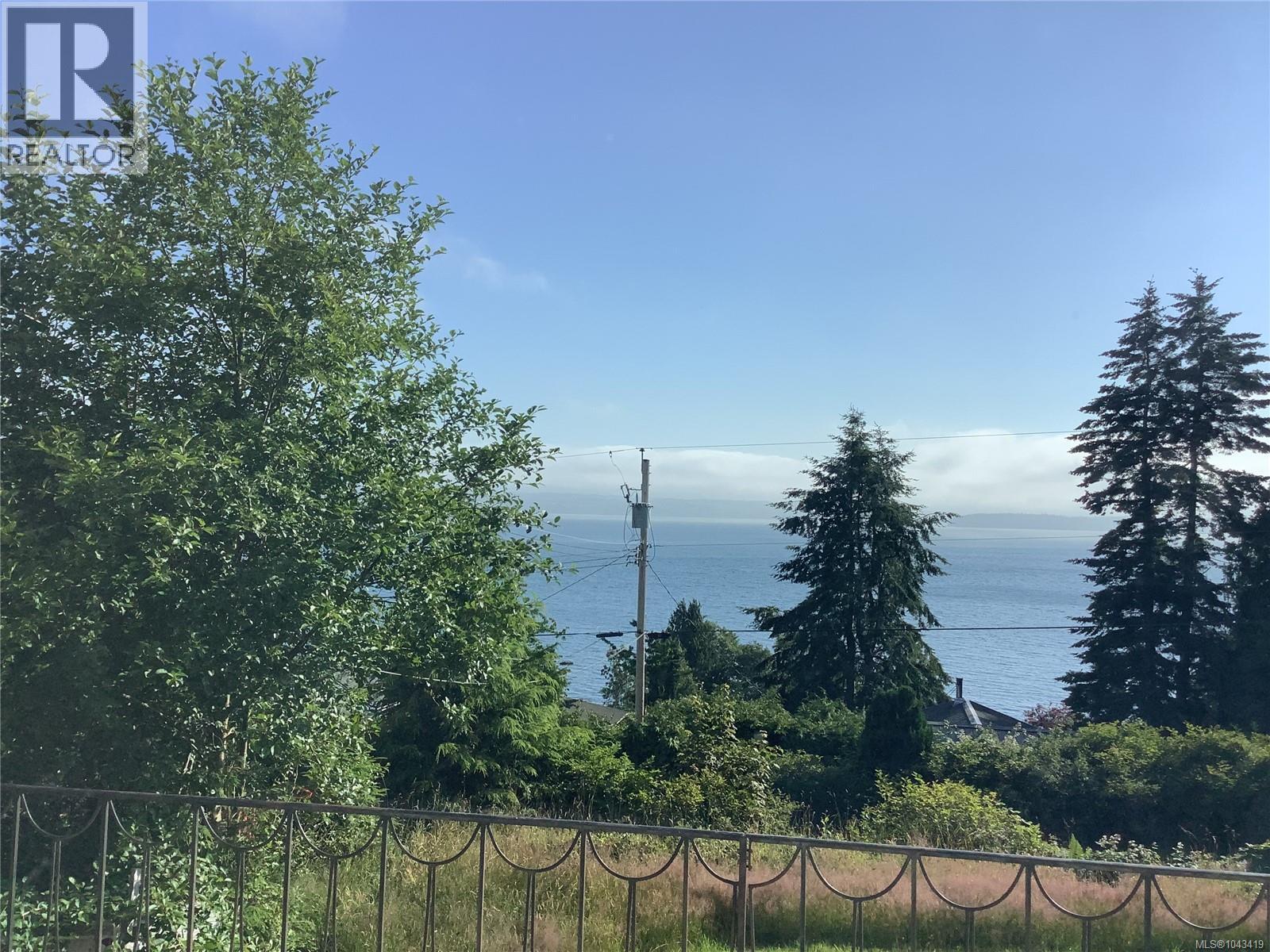 395 2nd St - 14