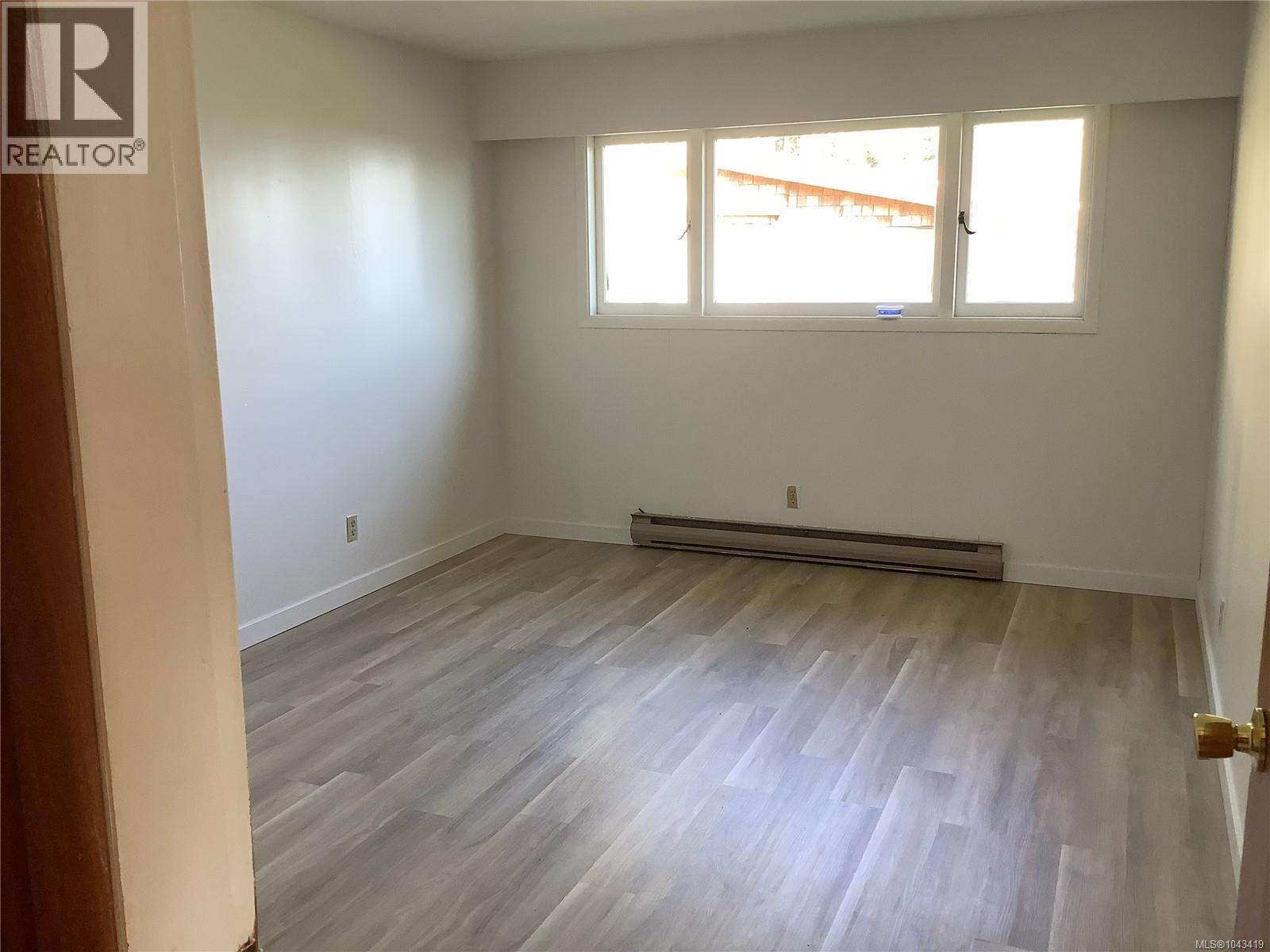 395 2nd St - 9