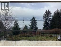 395 2nd St, Sointula, BC V0N3E0 Photo 18