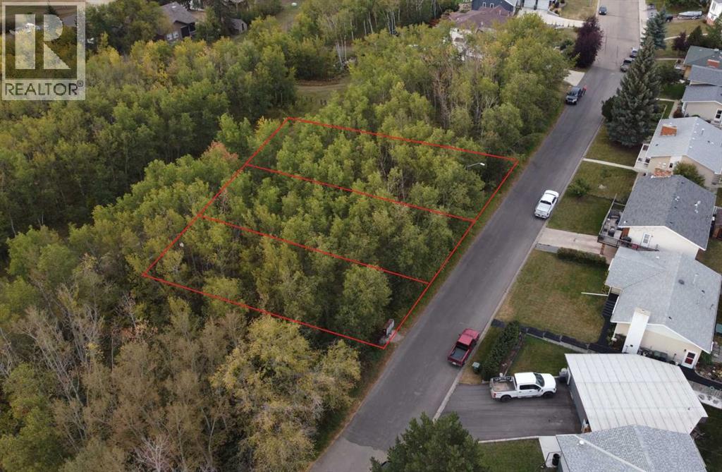 Listing photo – 5007, 5009, 5011 42B Street, Ponoka