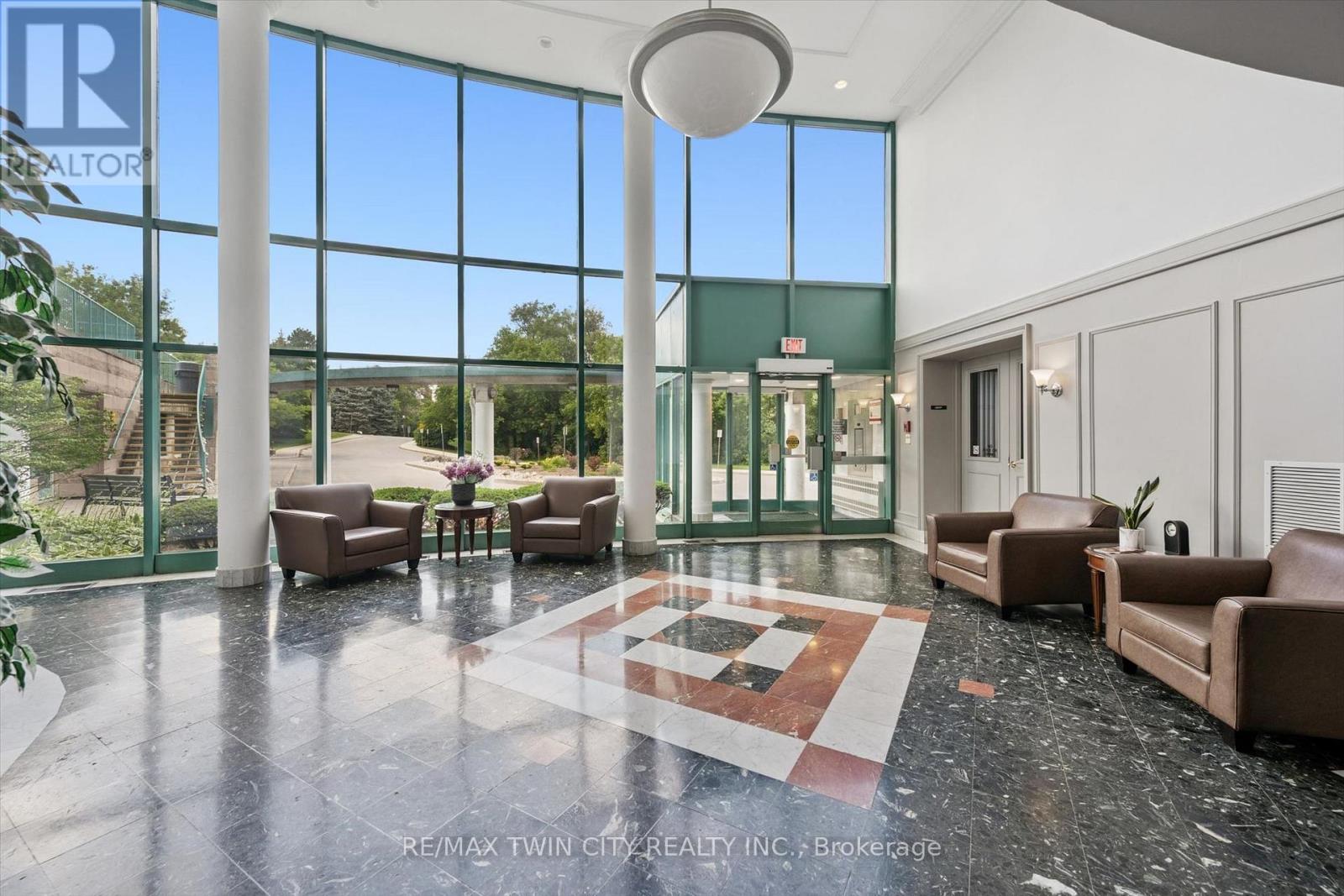 #514 55 BLUE SPRINGS DRIVE - 22