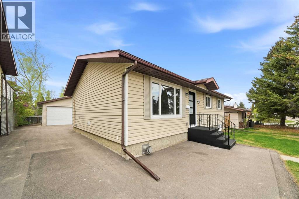 105 Cunningham Crescent - 3