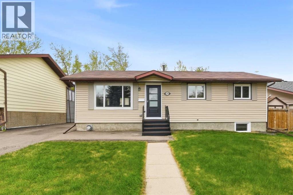105 Cunningham Crescent - 1