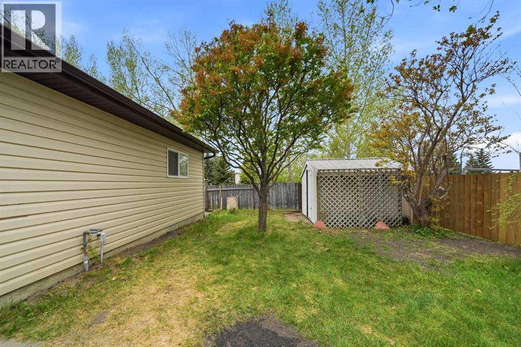 105 Cunningham Crescent - 36