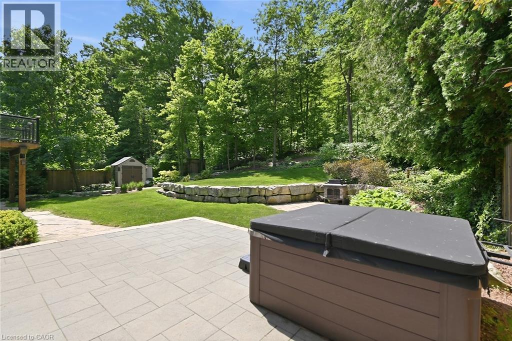 94 DORCHESTER Drive - Image 40