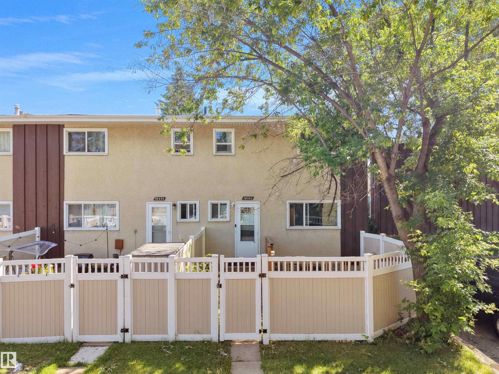 10446 55 AV NW - 2