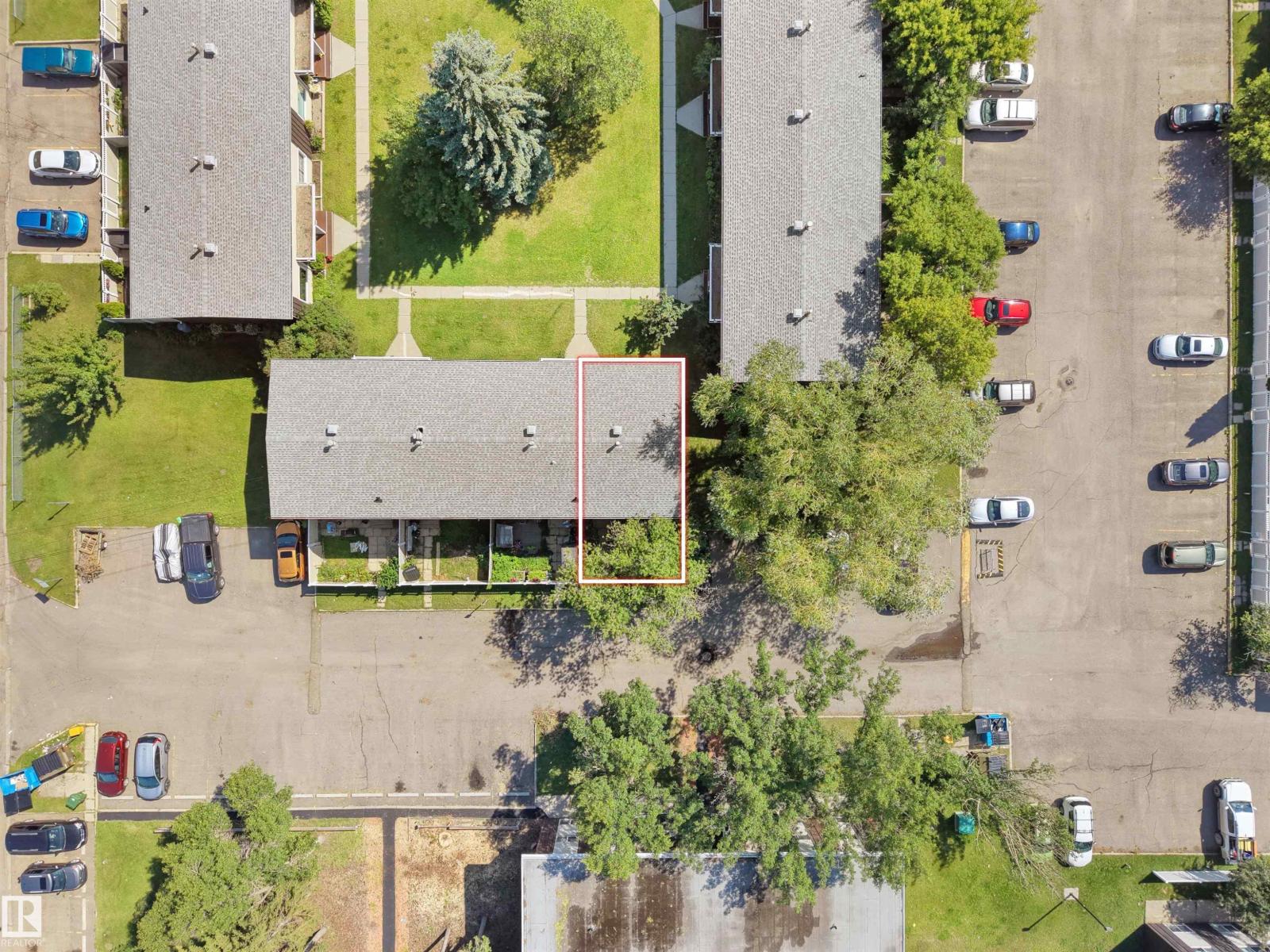 10446 55 AV NW - 5