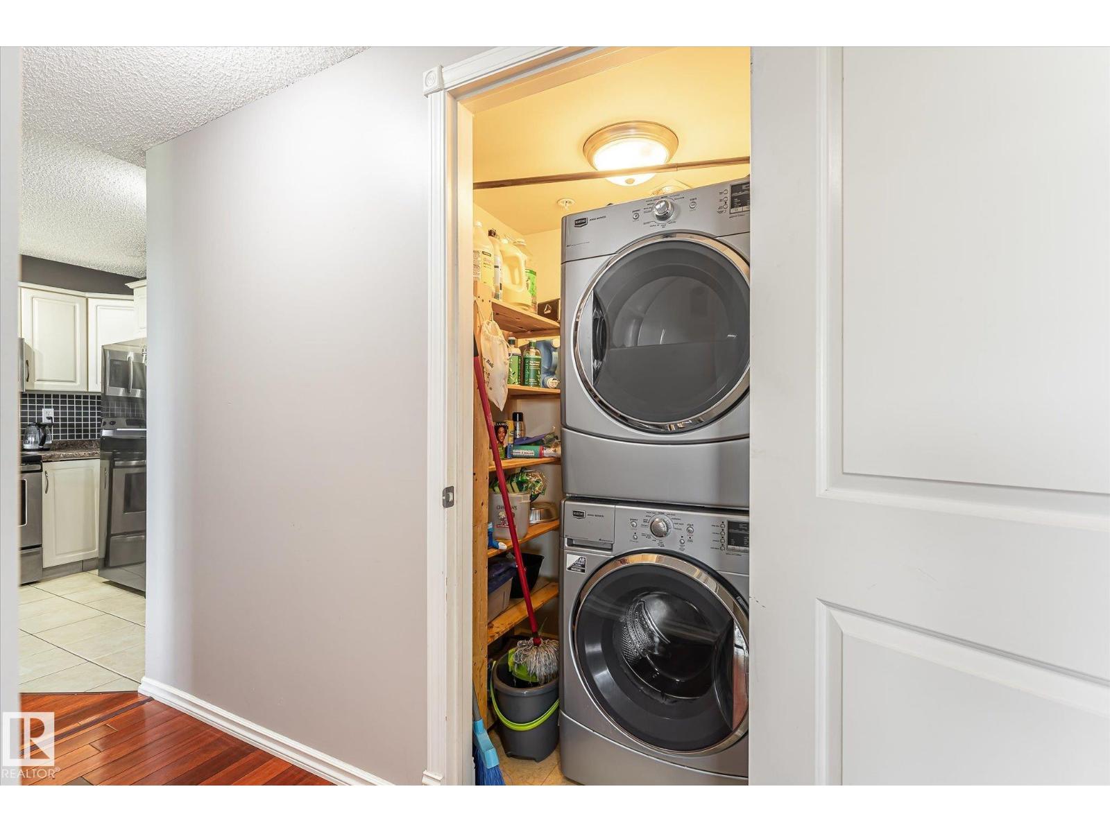 #418 17404 64 AV NW - 28