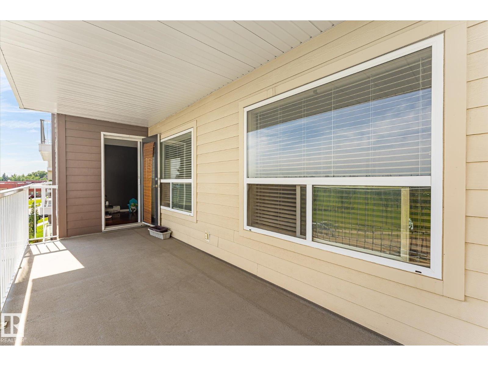 #418 17404 64 AV NW - 29