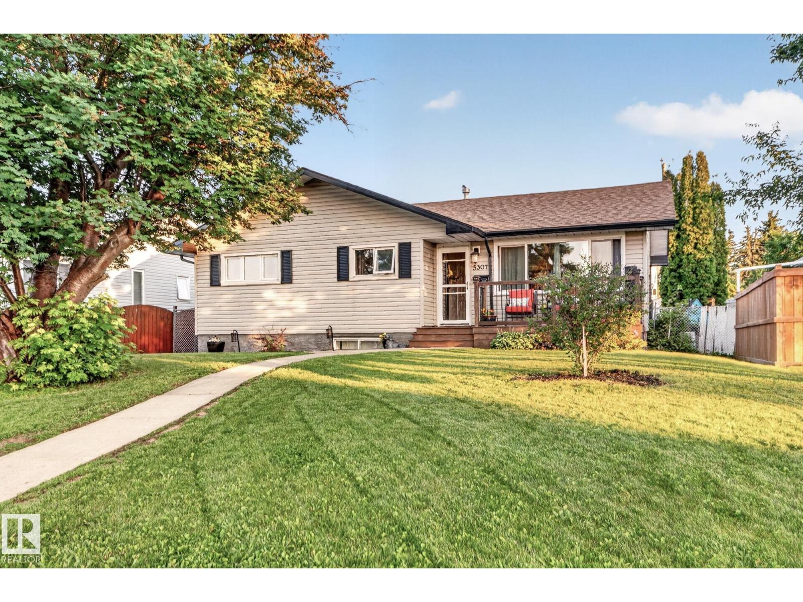 5307 104 AV NW - 3