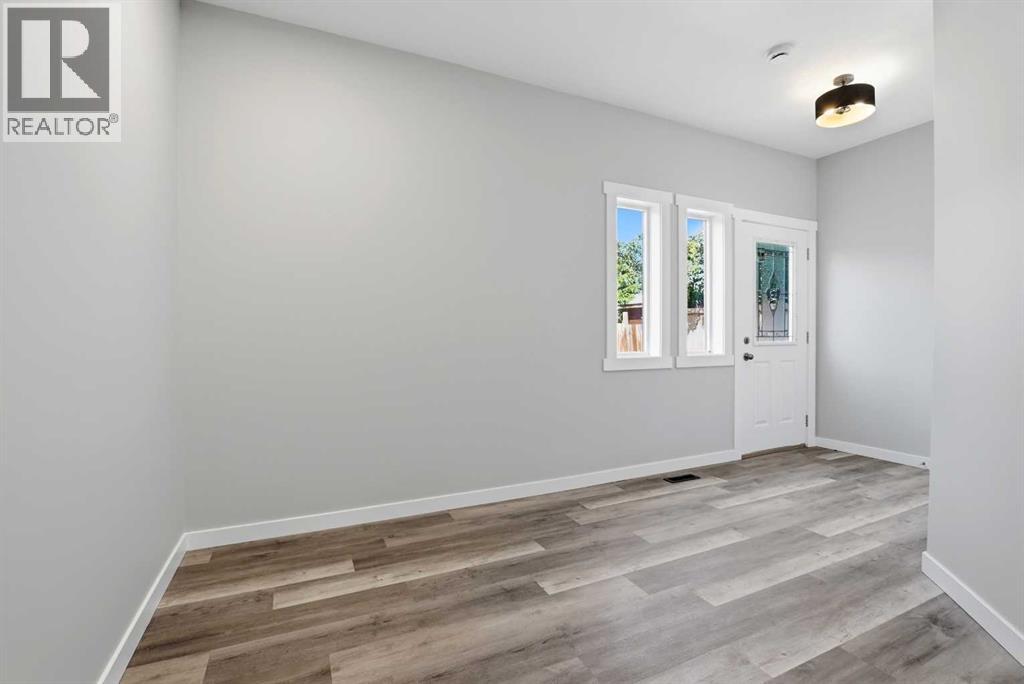 5242 51 Street - 13