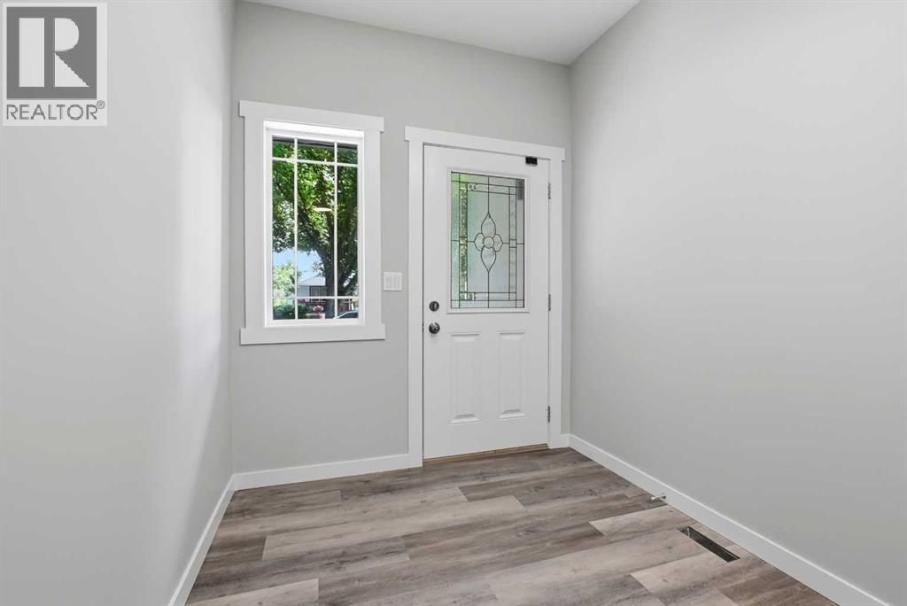 5242 51 Street - 5