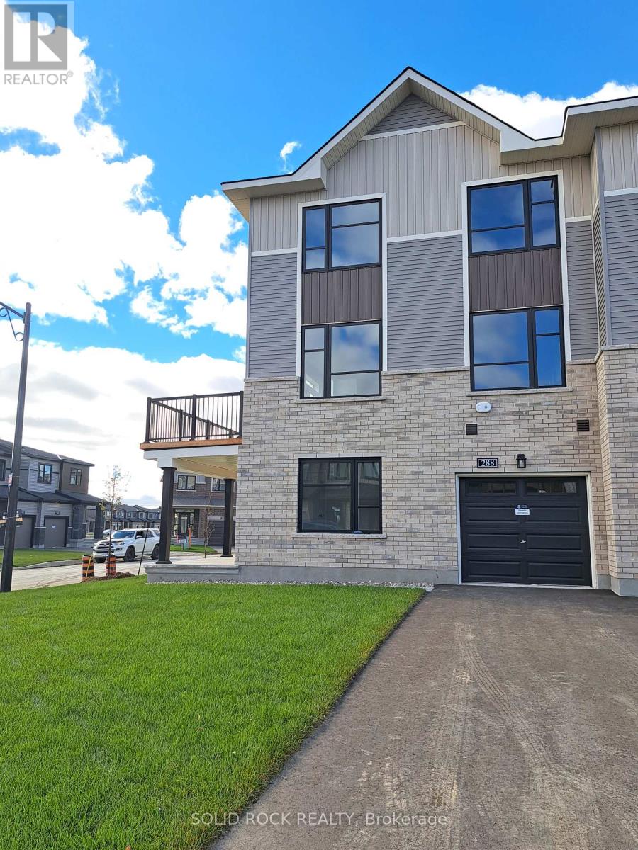 House for Rent in Ottawa – 288 ELSIE MACGILL WALK, Ottawa – By Peter Sagos - Image 1