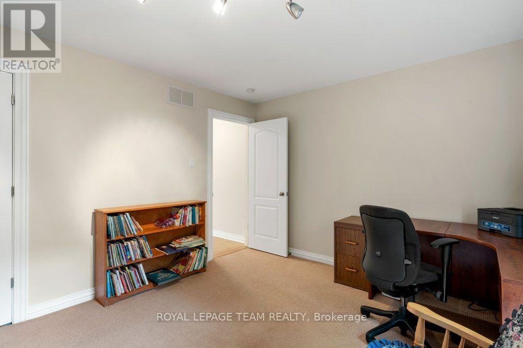 6485 WADDION DRIVE - 29