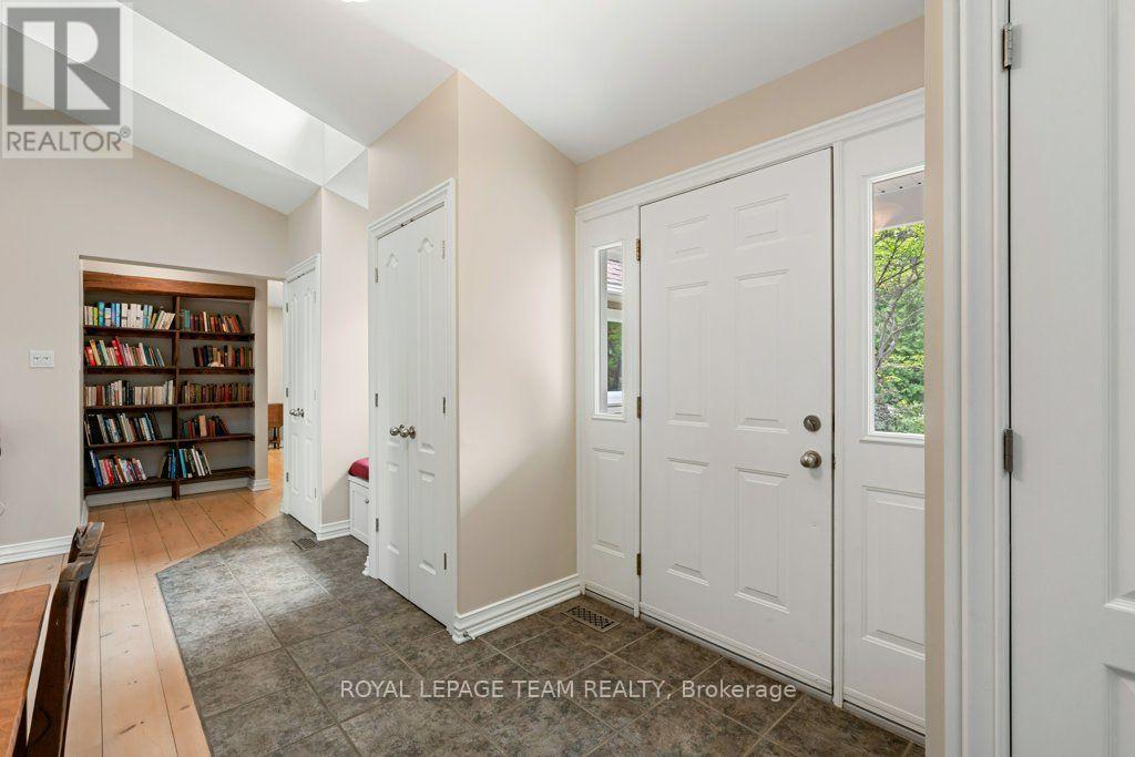 6485 WADDION DRIVE - 7