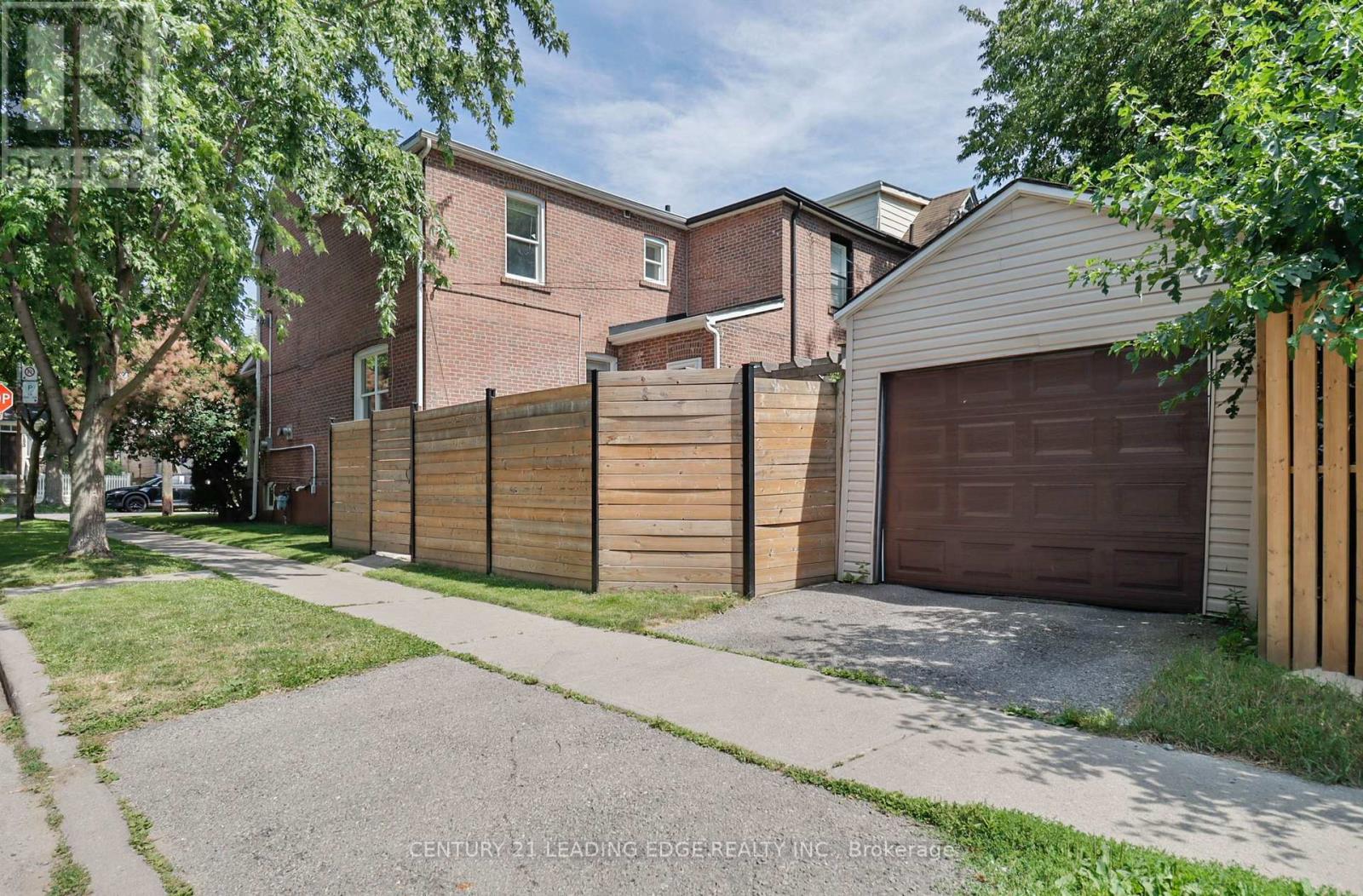 158 PARKMOUNT ROAD - 40