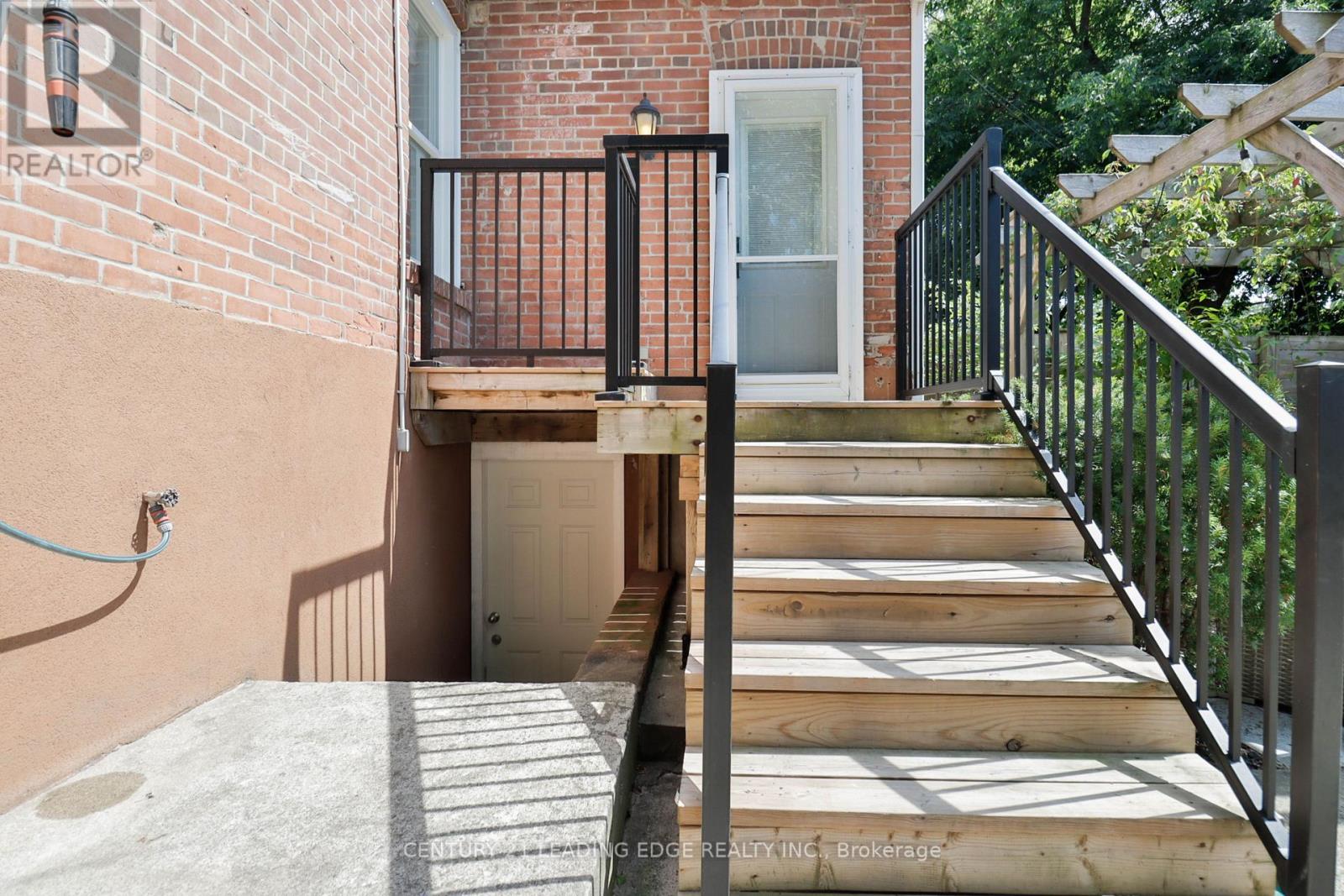 158 PARKMOUNT ROAD - 39
