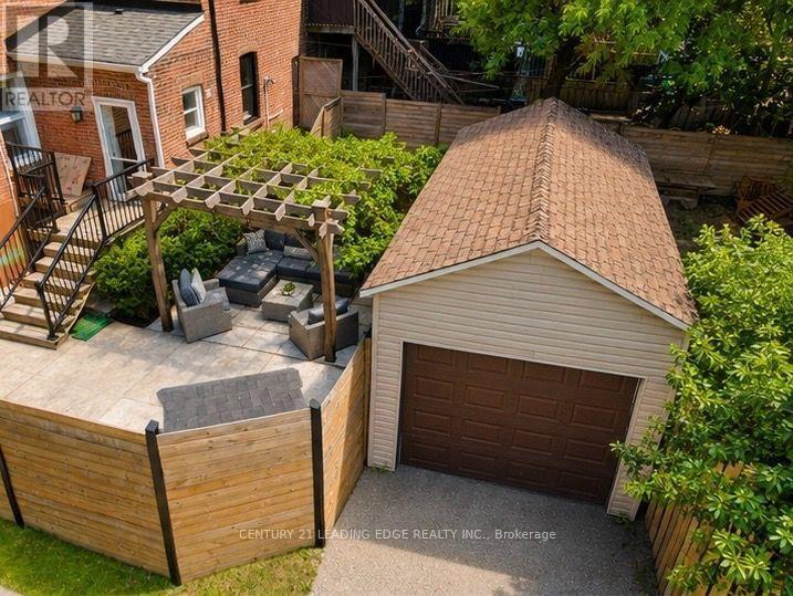 158 PARKMOUNT ROAD - 38