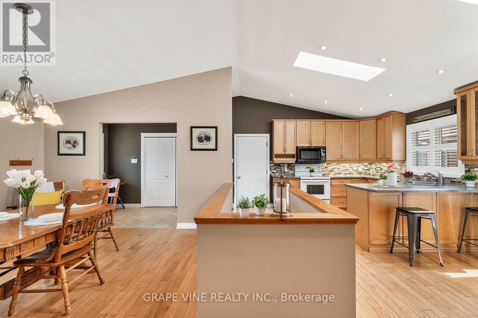 8391 ROWAN DR DRIVE - 20