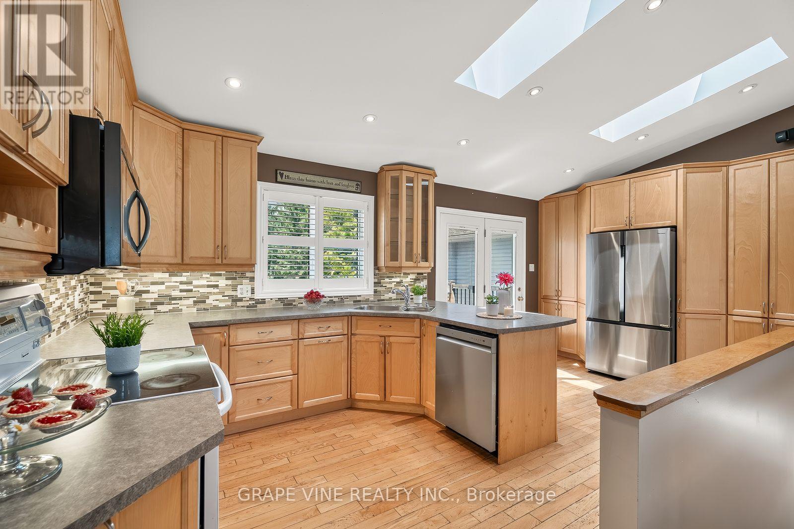 8391 ROWAN DR DRIVE - 22