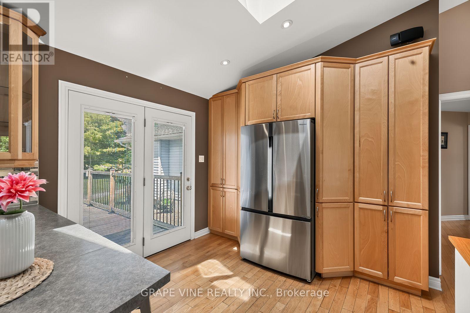8391 ROWAN DR DRIVE - 25