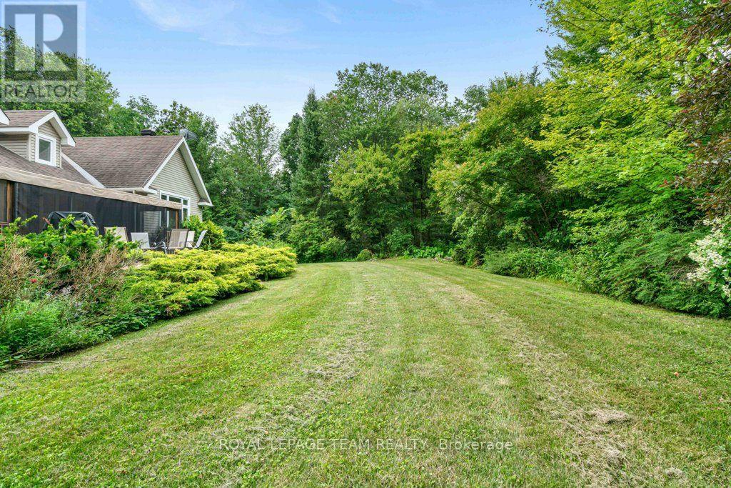 6485 WADDION DRIVE - 40