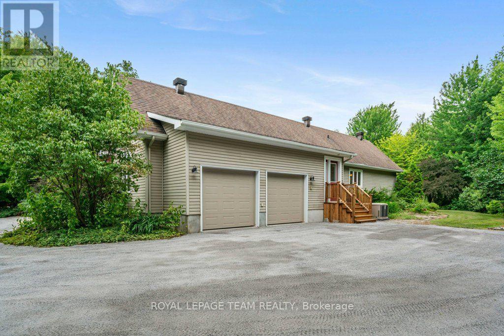 6485 WADDION DRIVE - 37