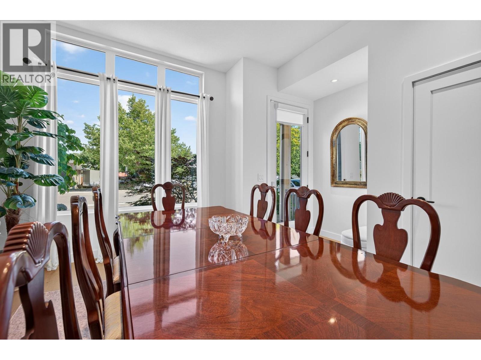 803 Francis Avenue - 4