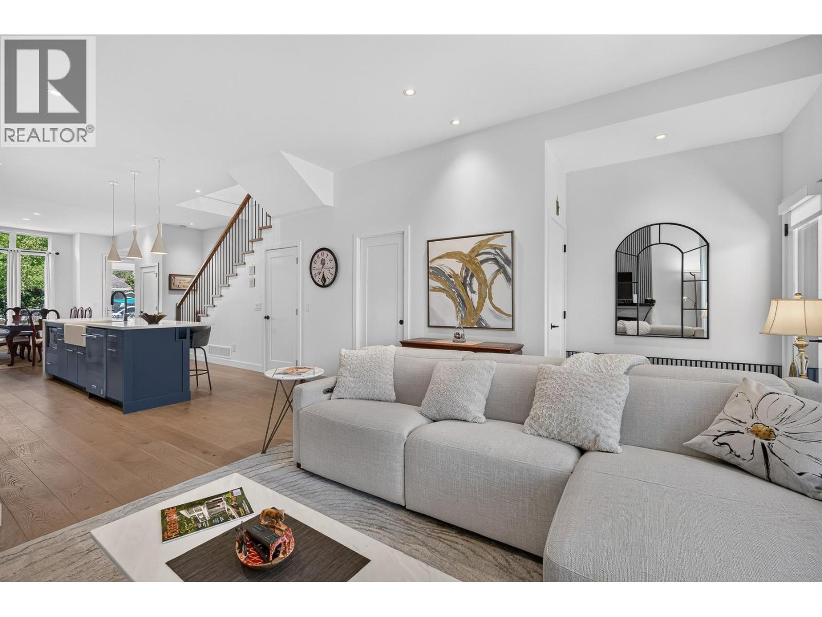 803 Francis Avenue - 30