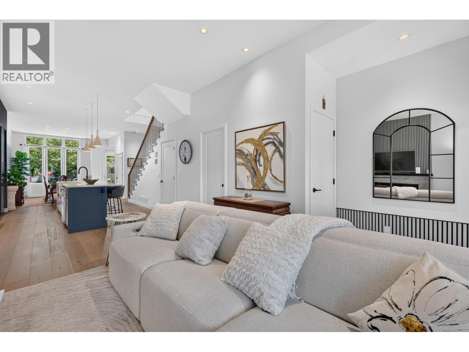 803 Francis Avenue - 23