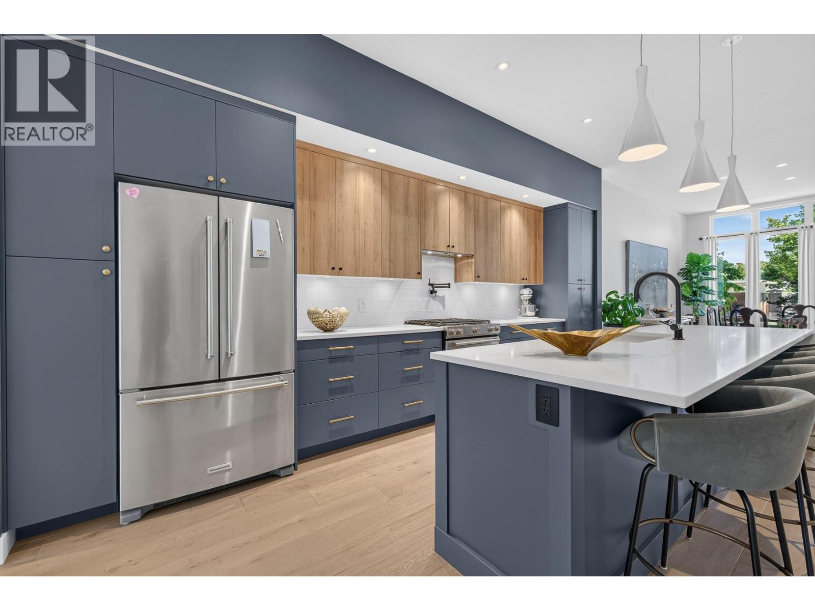 803 Francis Avenue - 15