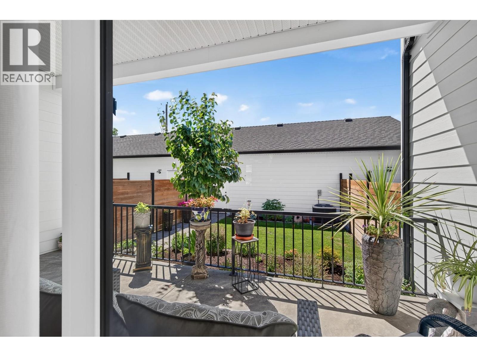 803 Francis Avenue - 29