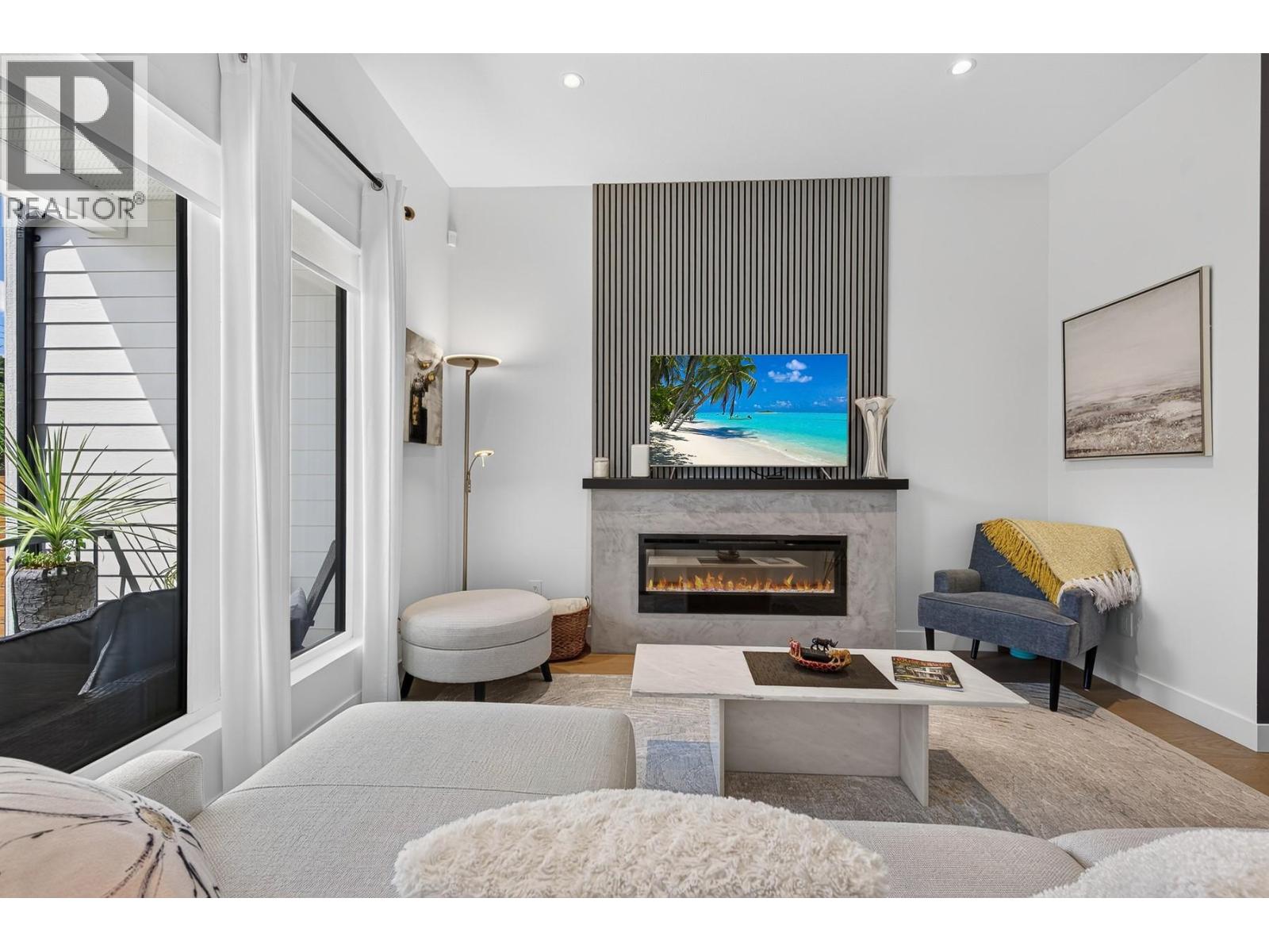 803 Francis Avenue - 25