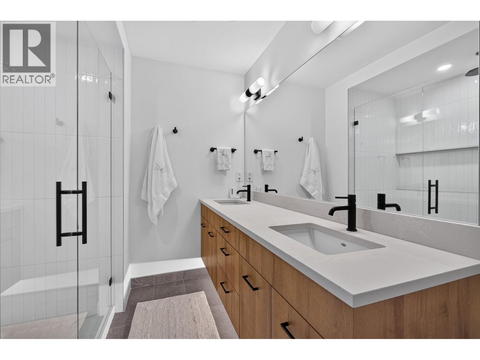 803 Francis Avenue - 51