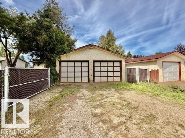 111 Green Ash DR - 39
