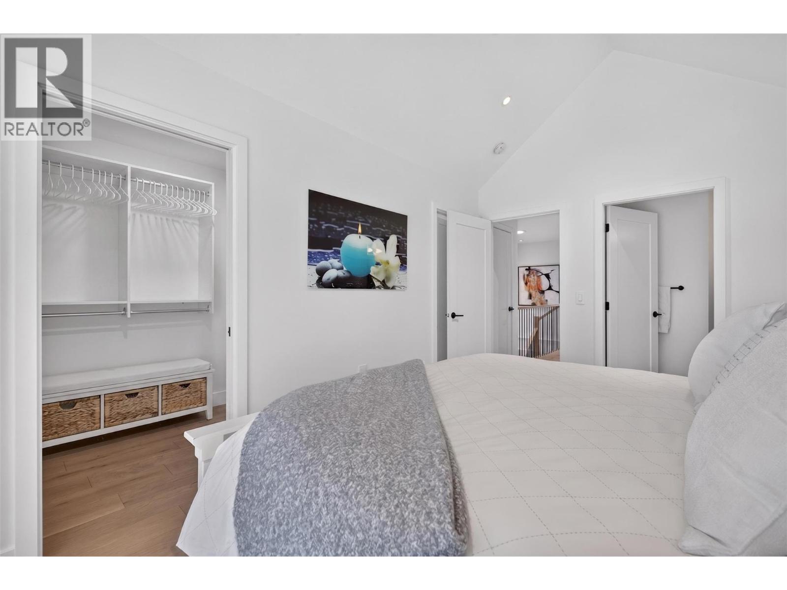 803 Francis Avenue - 48