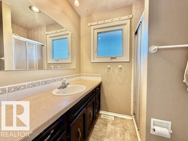 111 Green Ash DR - 28