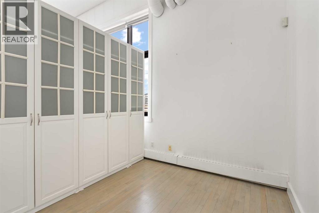 #405 220 11 Avenue SE - 12