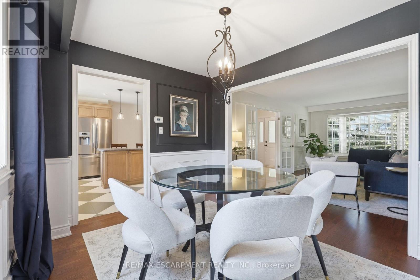463 GOWLAND CRESCENT - 12