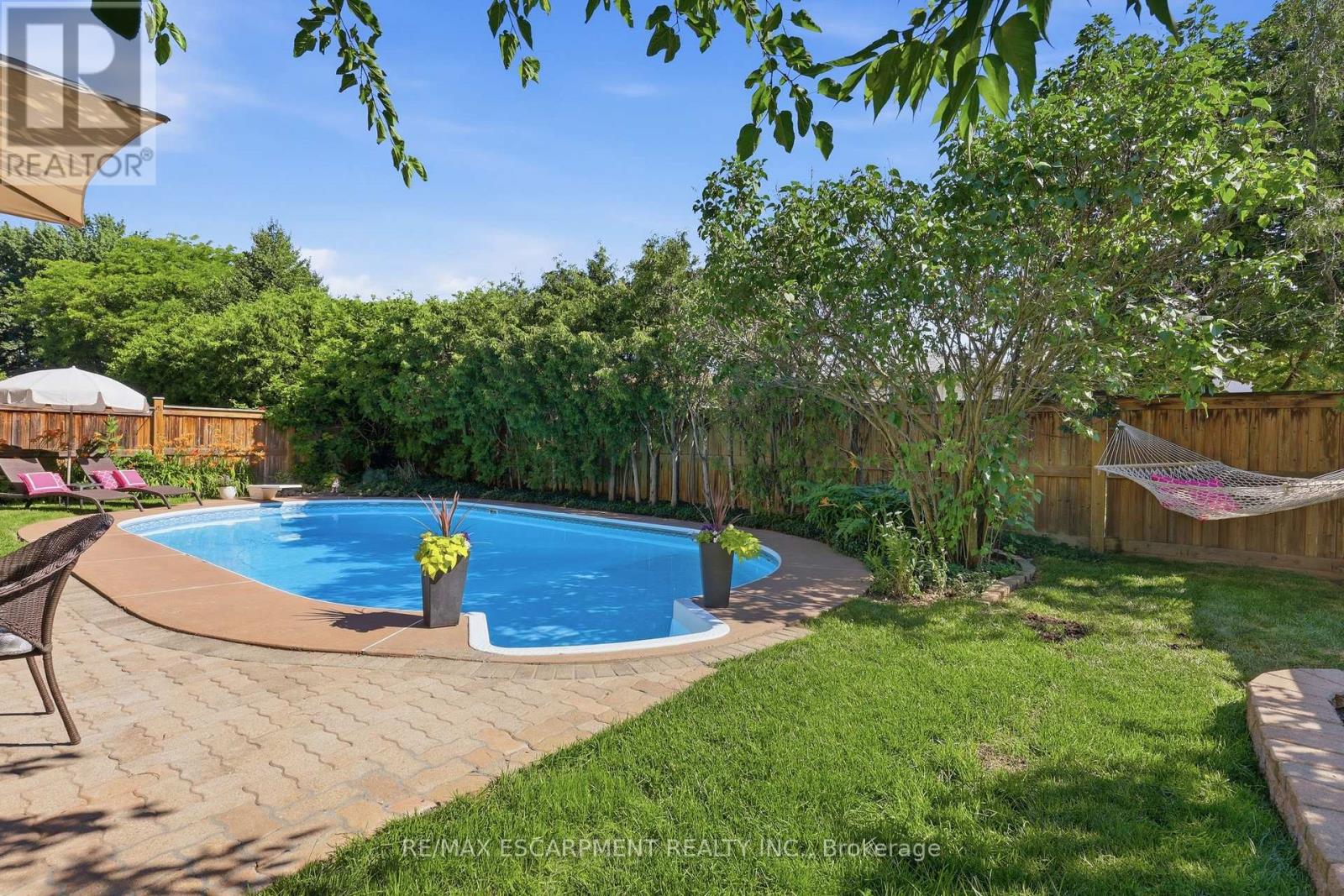 463 GOWLAND CRESCENT - 36
