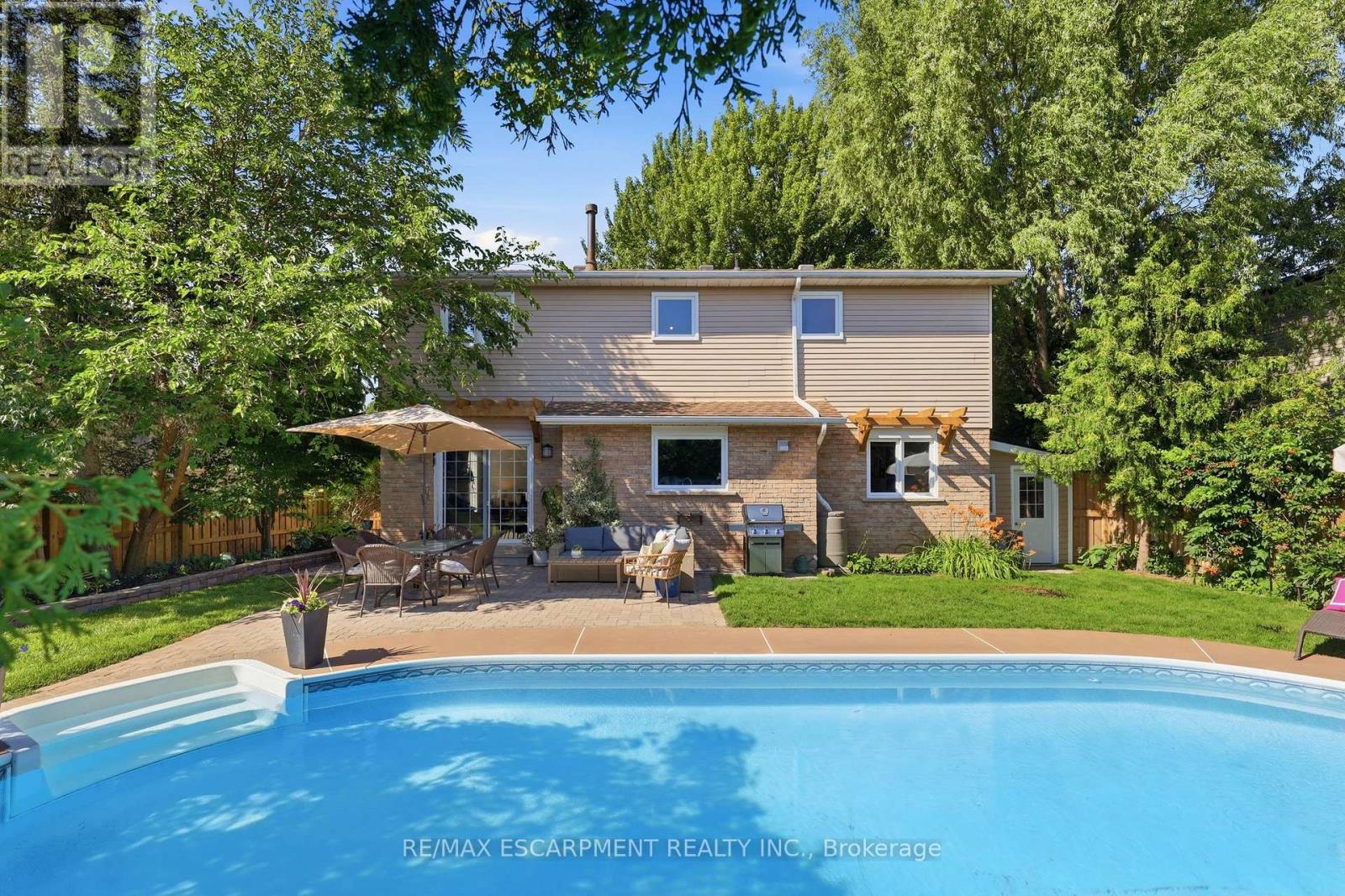 463 GOWLAND CRESCENT - 33