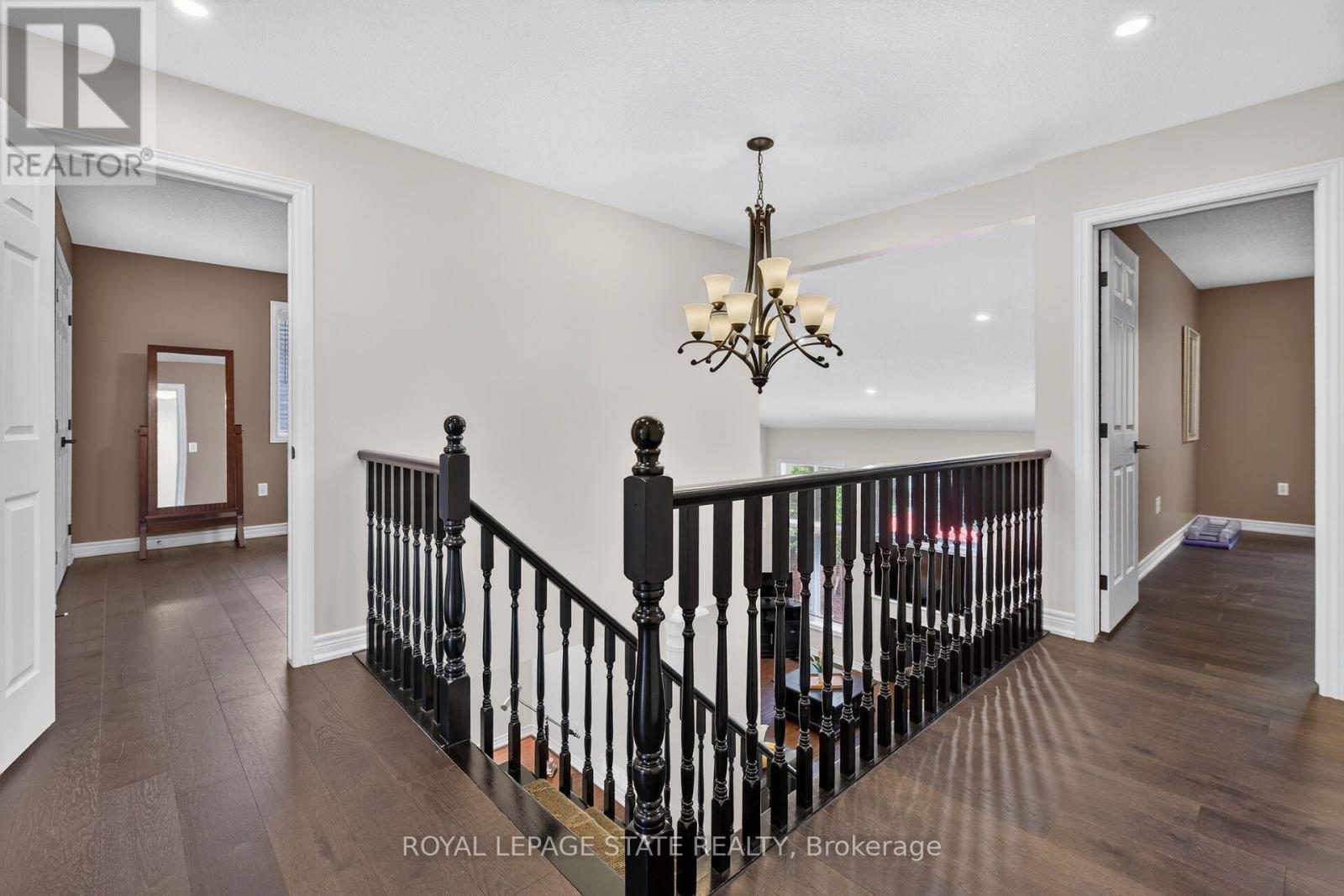 160 WILLS CRESCENT - Image 24
